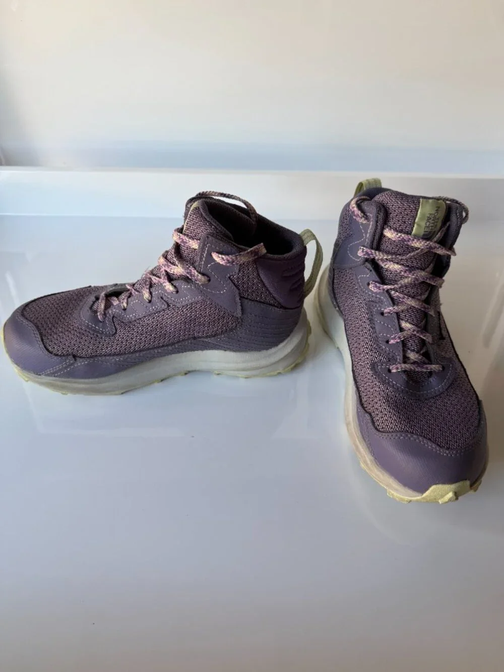NWOT The North Face Fastpack Hiker Mid Waterproof Boots.